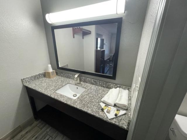 Western Inn Marietta سميرنا المظهر الخارجي الصورة